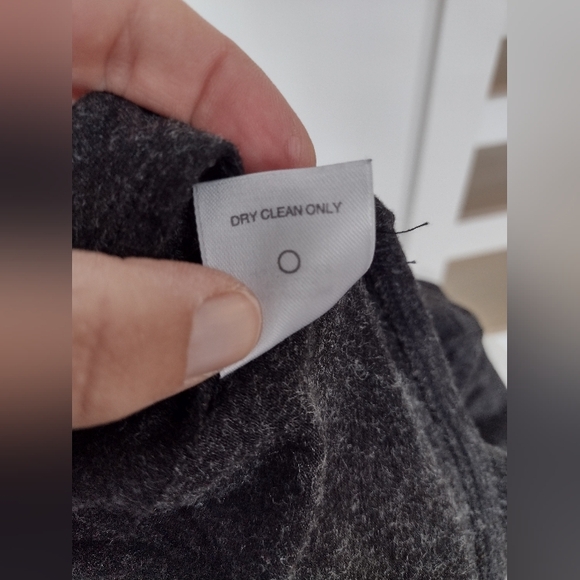 Like New Nordstrom Women's Medium Super Soft Dark Grey Marled Tee Blouse Top EUC - Picture 5 of 9